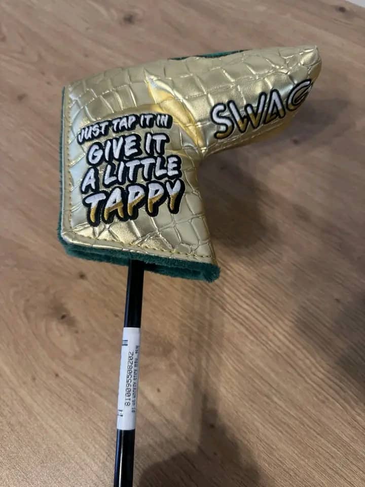 Brand new only putted one ball indoors - Image 5